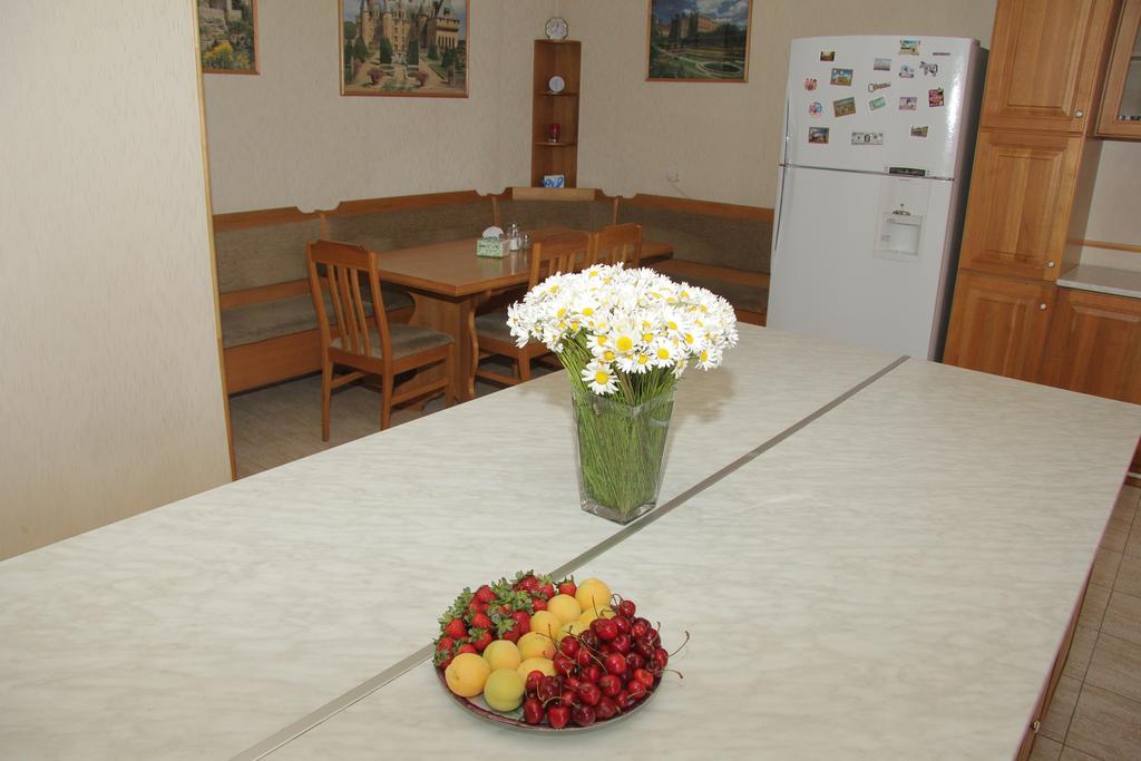 Rafael Hostel Yerevan Ngoại thất bức ảnh