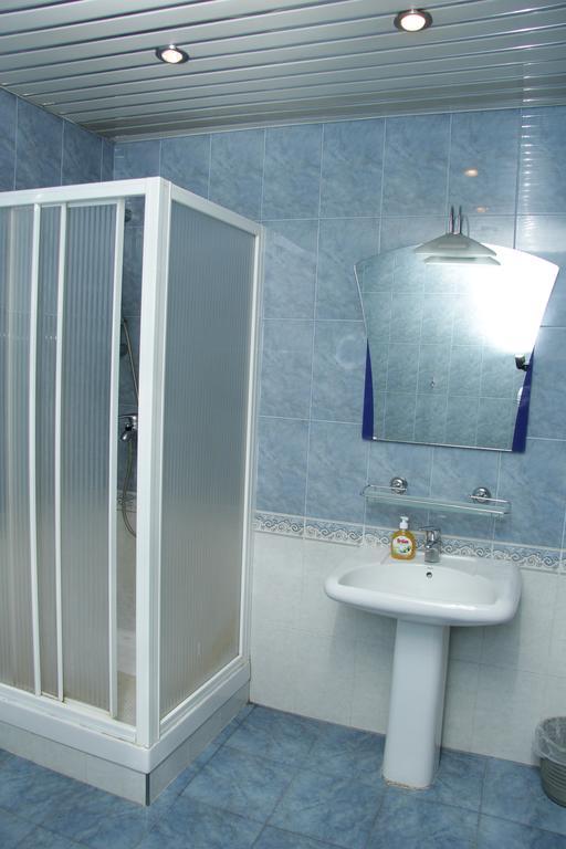 Rafael Hostel Yerevan Ngoại thất bức ảnh