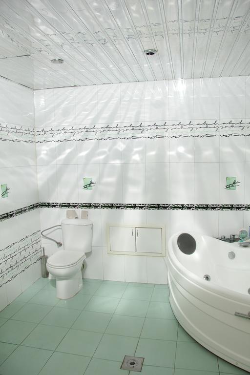 Rafael Hostel Yerevan Ngoại thất bức ảnh