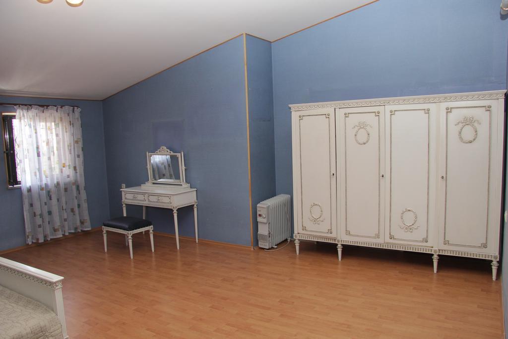 Rafael Hostel Yerevan Ngoại thất bức ảnh