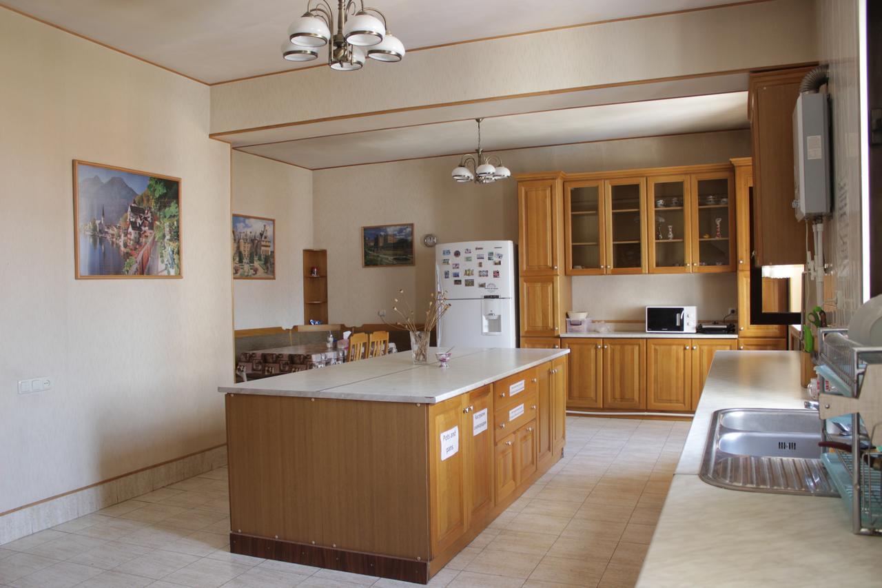 Rafael Hostel Yerevan Ngoại thất bức ảnh