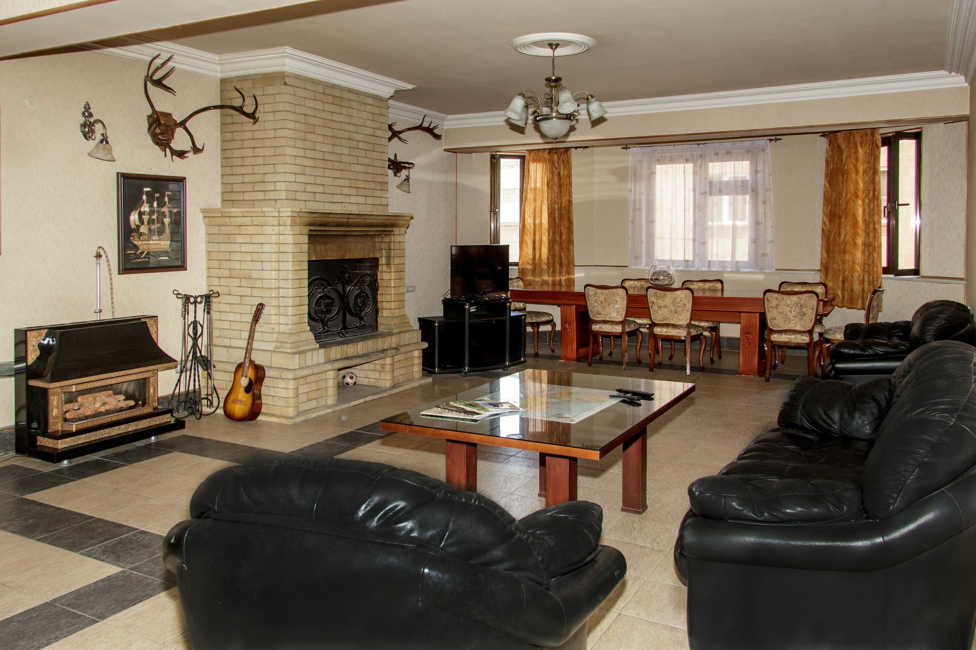 Rafael Hostel Yerevan Ngoại thất bức ảnh